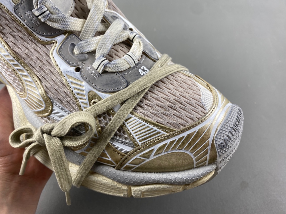 Balenciaga 3XL Off White