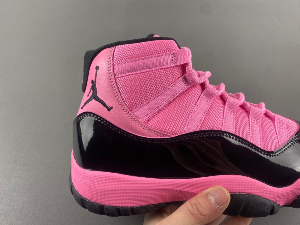 Air Jordan 11 Black and pink men