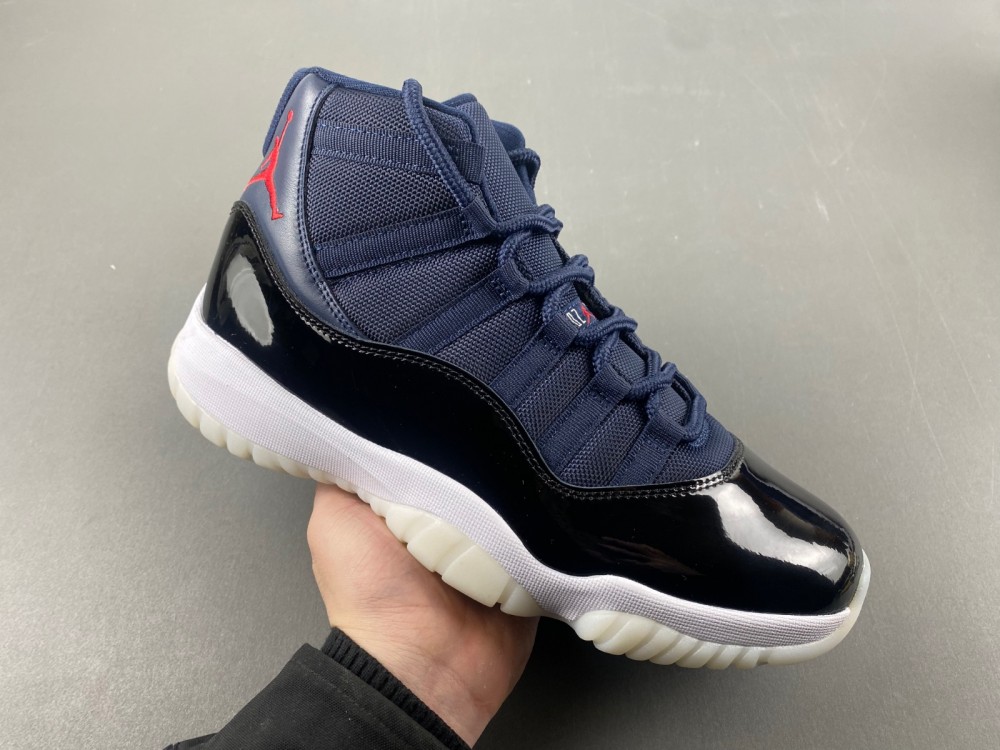 Jordan 11 Retro Midnight Navy  DO3857-441