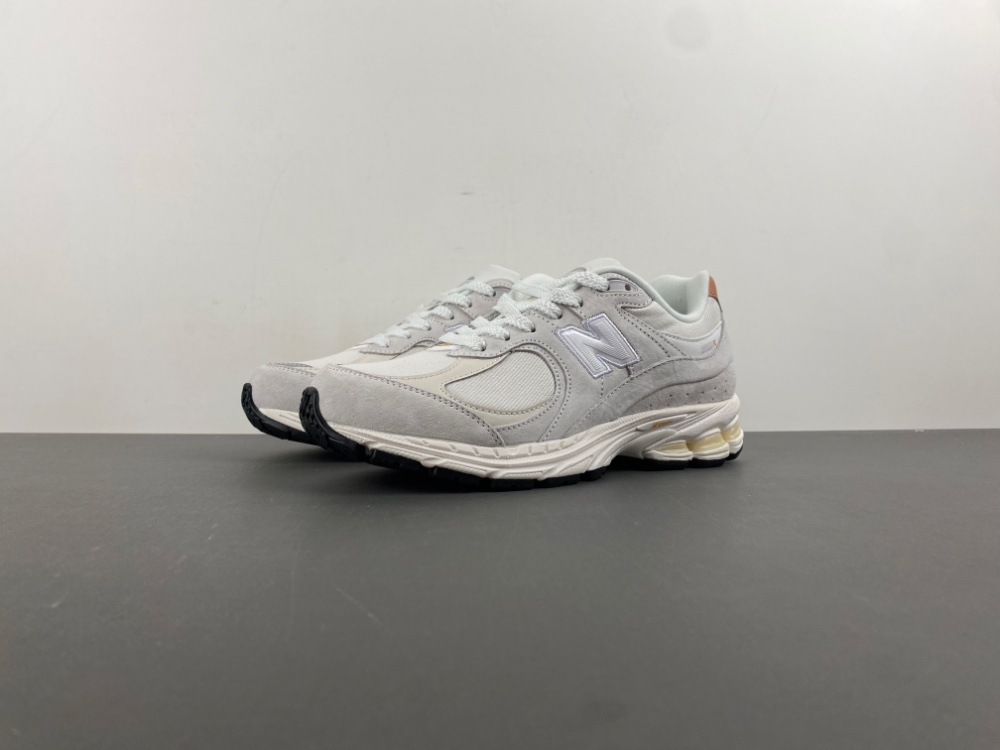 New Balance NB 2002 M2002REC