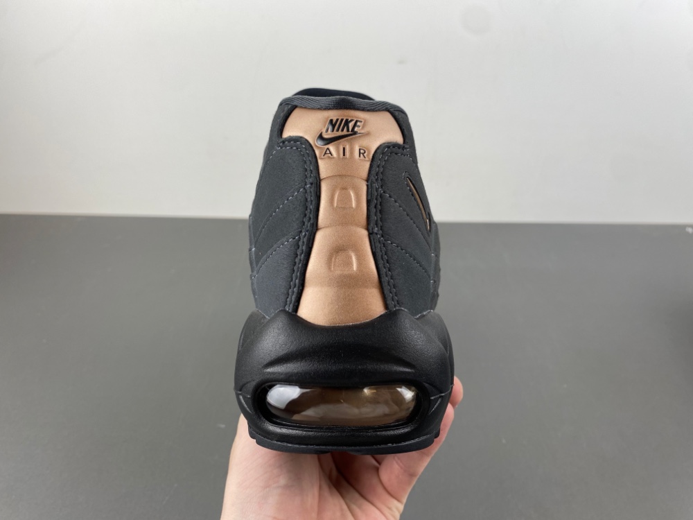 Central Cee x Nike Air Max 95  HQ6457-001