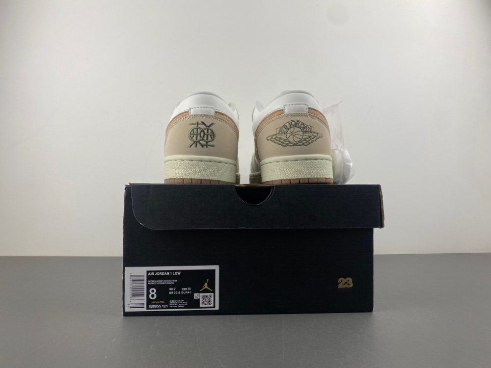 Air Jordan 1 Low