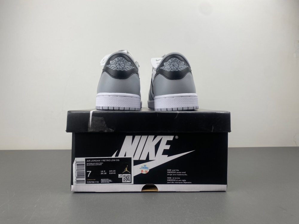 Air Jordan 1 Low OG “Barons”