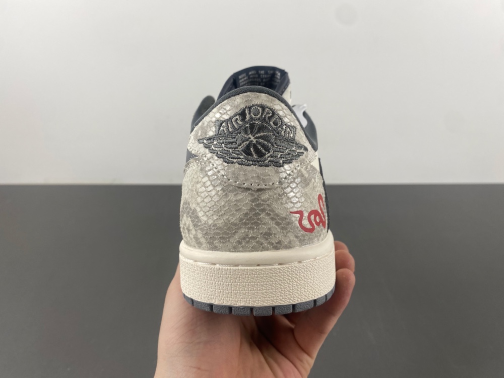 Travis Scott x Fragment Design x Jordan Air Jordan 1 Low OG SP