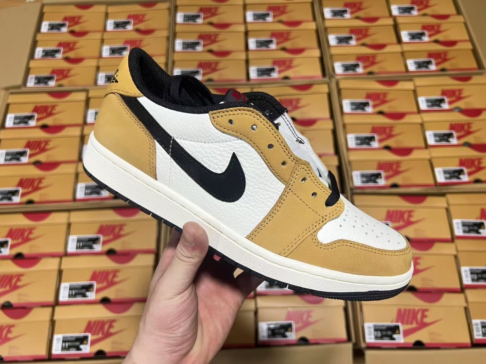 Air Jordan 1 Low “Rookie of the Year”