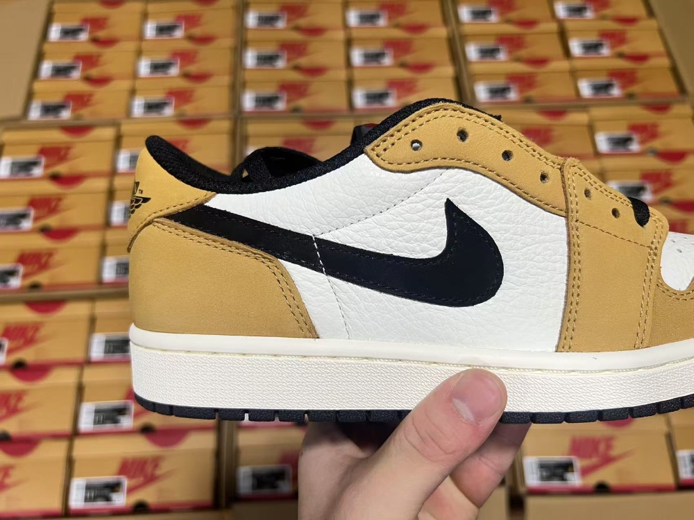 Air Jordan 1 Low “Rookie of the Year”