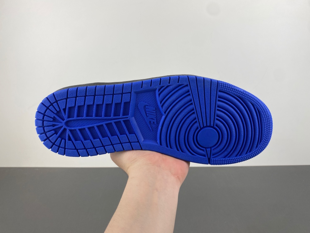 Air Jordan 1 LOW X LV