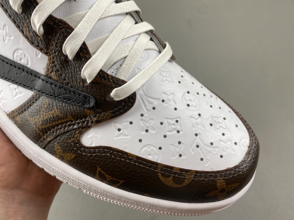 Air Jorda 1 LOW X LV
