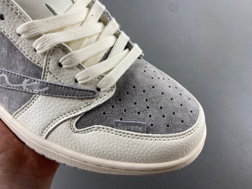 Travis Scott x Air Jordan 1 ” Reverse Mocha “ TS