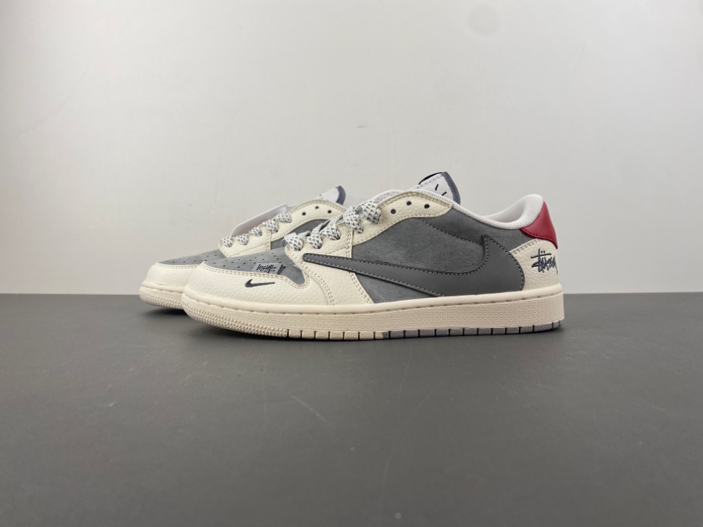 Travis Scott x Fragment Design x Jordan Air Jordan 1 Low OG SP