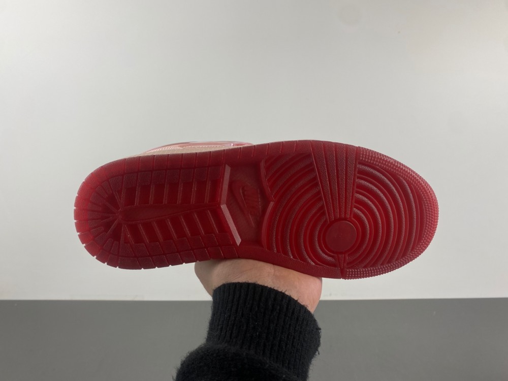 Air Jordan 1 Retro Low