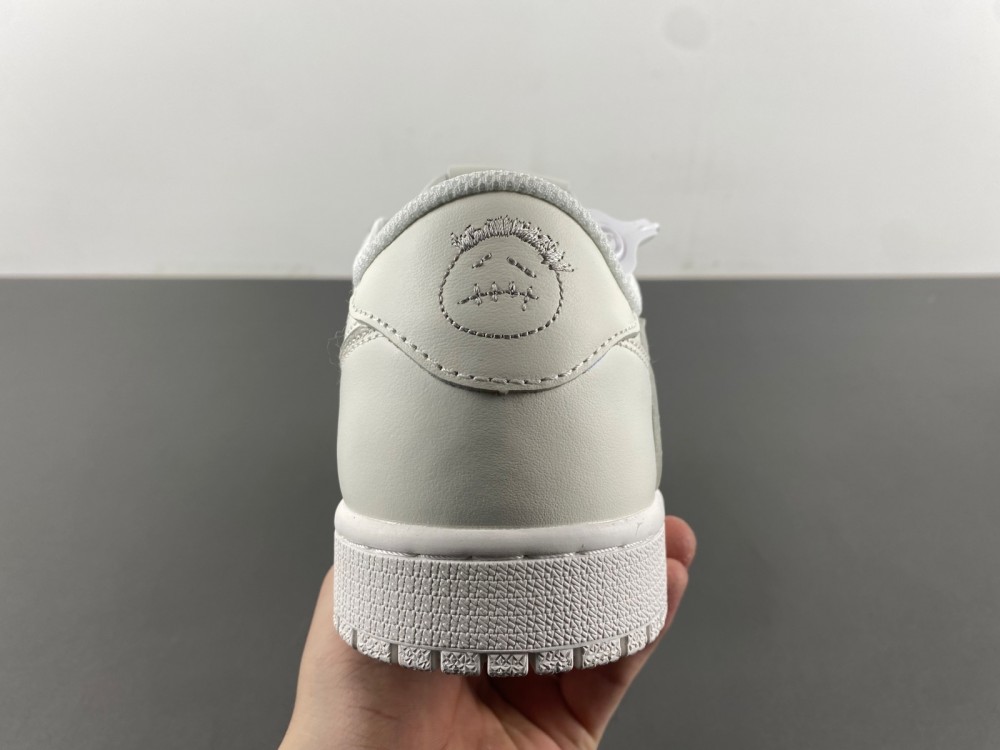 Travis Scott x Air Jordan 1 Low