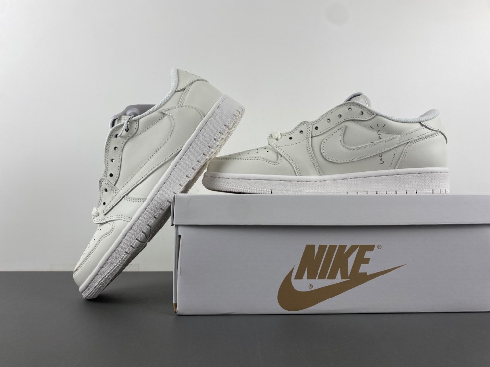 Travis Scott x Air Jordan 1 Low