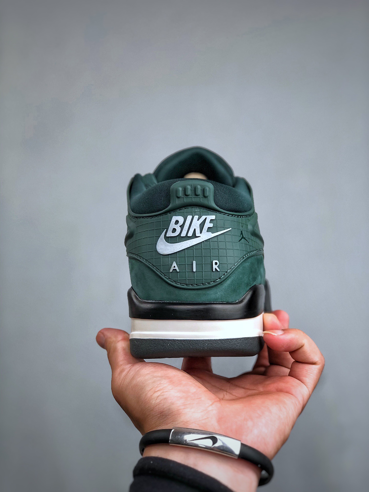 Nigel Sylvester × Nike Air Jordan 4 Fence Green HF4334-300