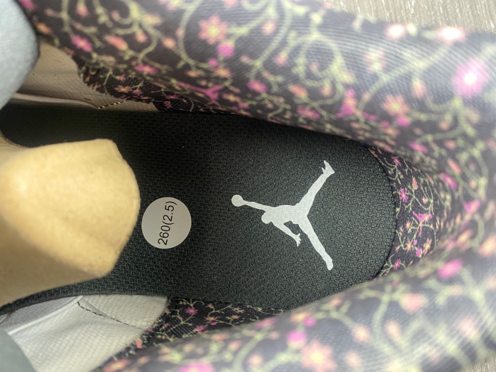 Air Jordan 3 Vintage Floral 441140-100