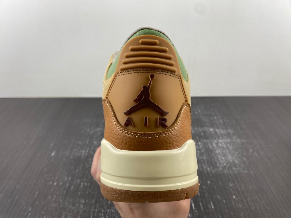 Air Jordan 3 CT8532-103