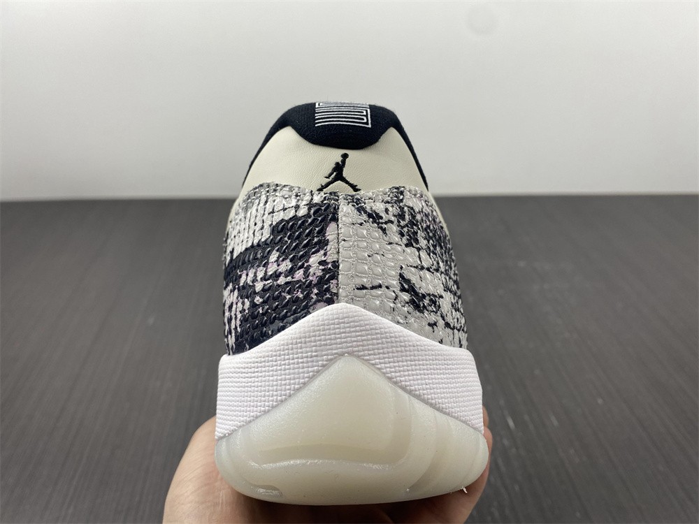 Air Jordan 11 Low CD6846-002