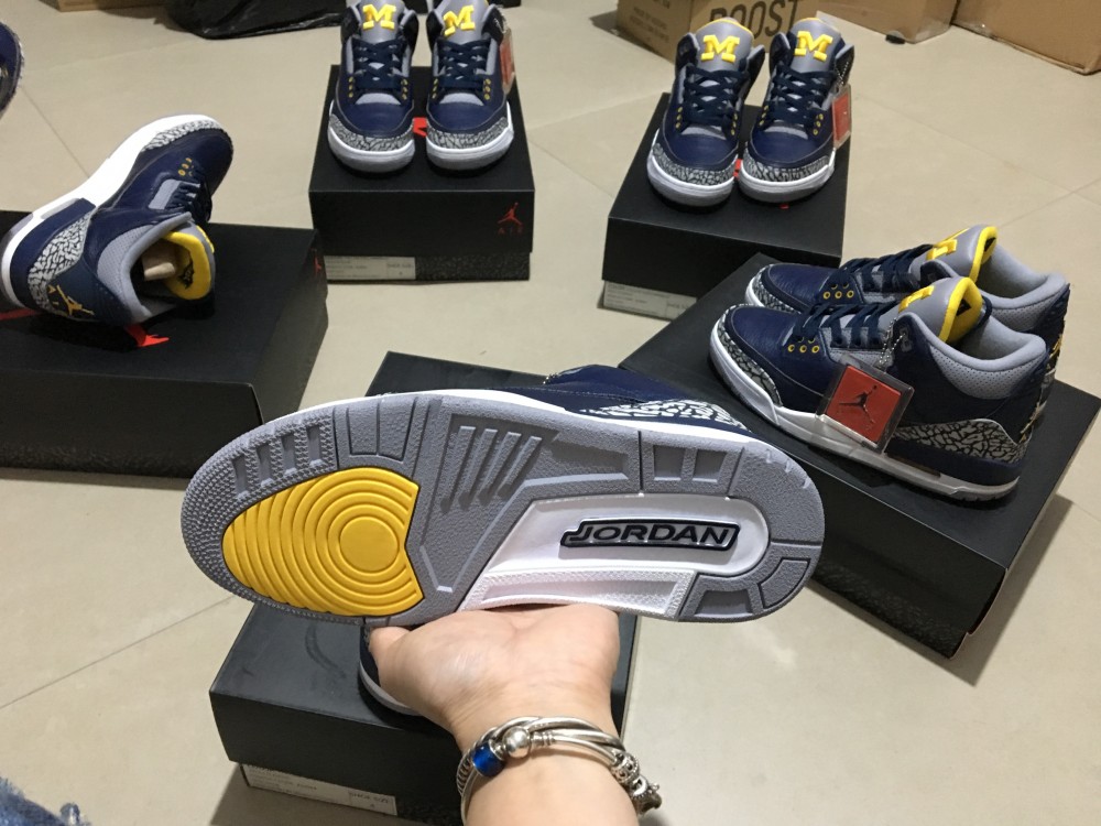 Air Jordan 3 AJ 3-820064