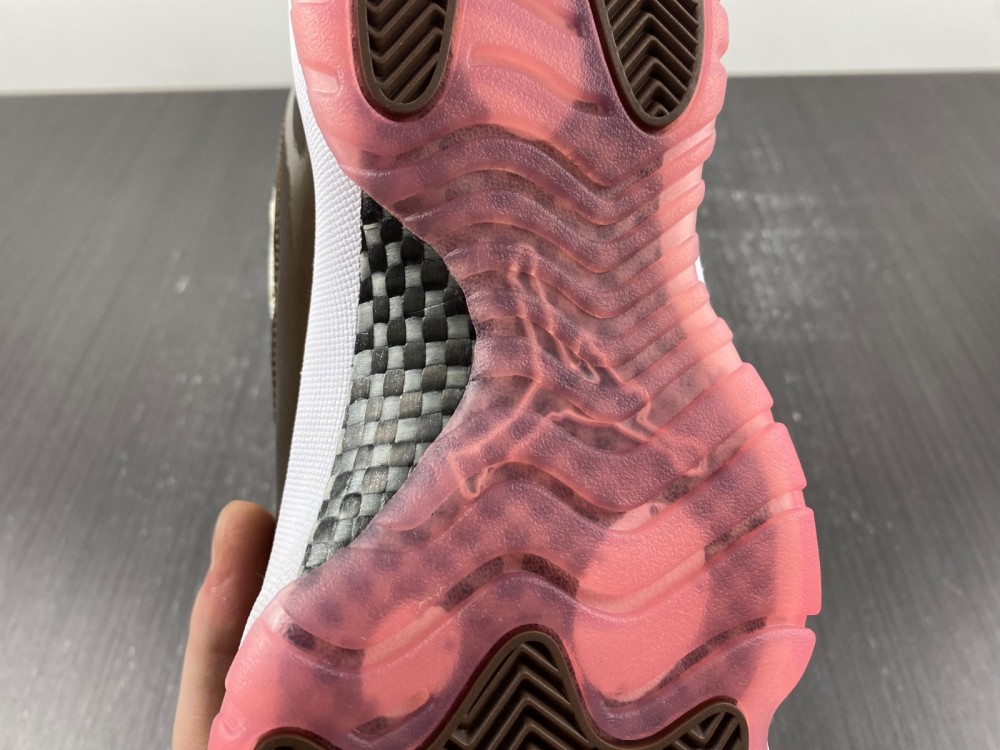 Air Jordan 11 CT8012-126