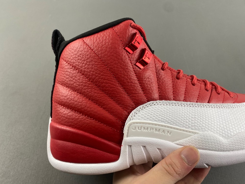 Air Jordan 12 130690-600
