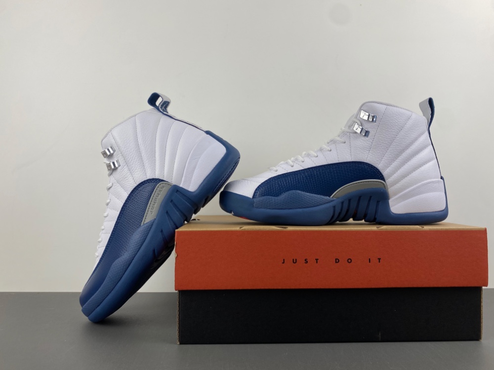 Air Jordan 12 GS 153265-114