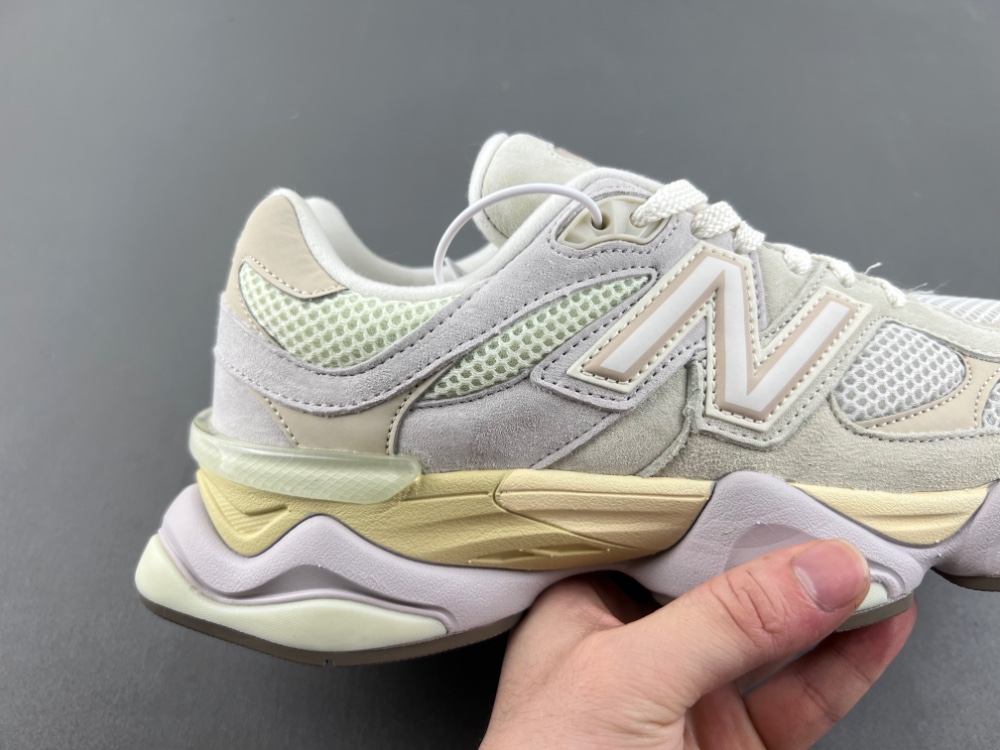 New Balance U9060EEP