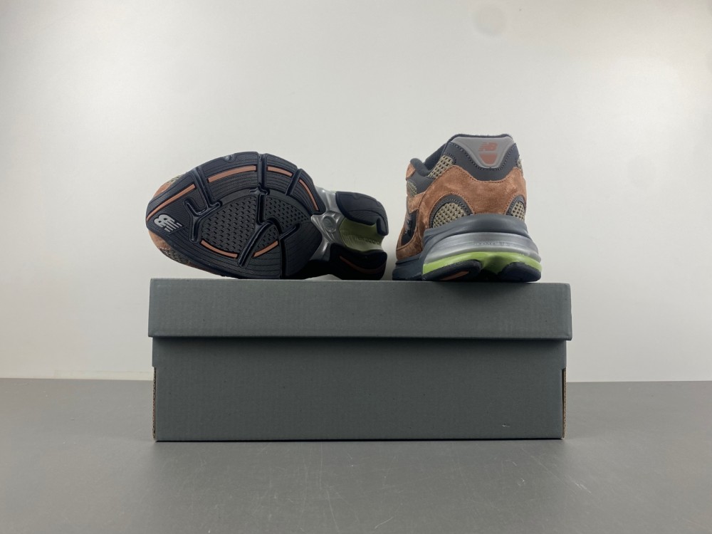 new balance NB M2010BRN