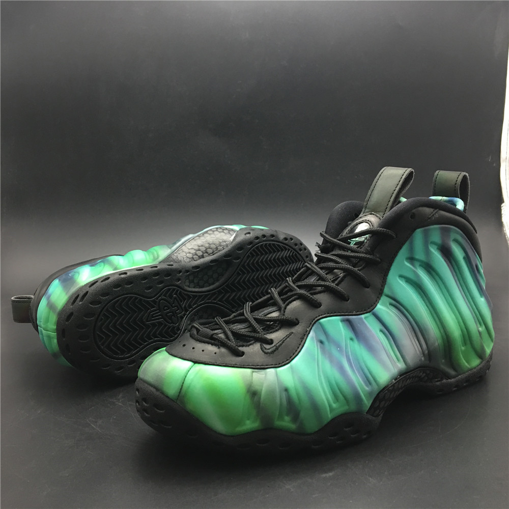Nike Air Foamposite One 840559-001