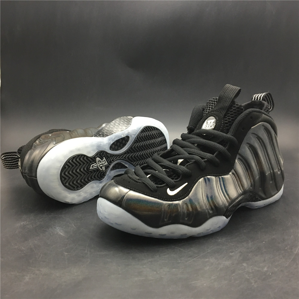 Nike Air Foamposite One “Hologram”314996-901