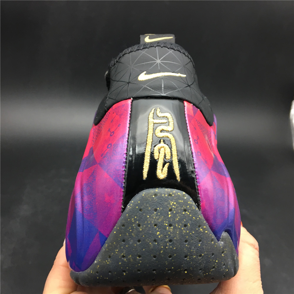 NIKE AIR FOAMPOSITE ONE  BV6648-605