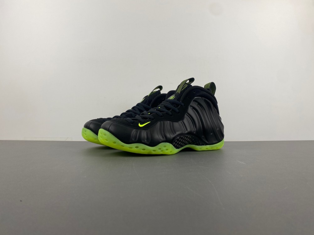 Nike Air Foamposite One “Volt”HF2902-001