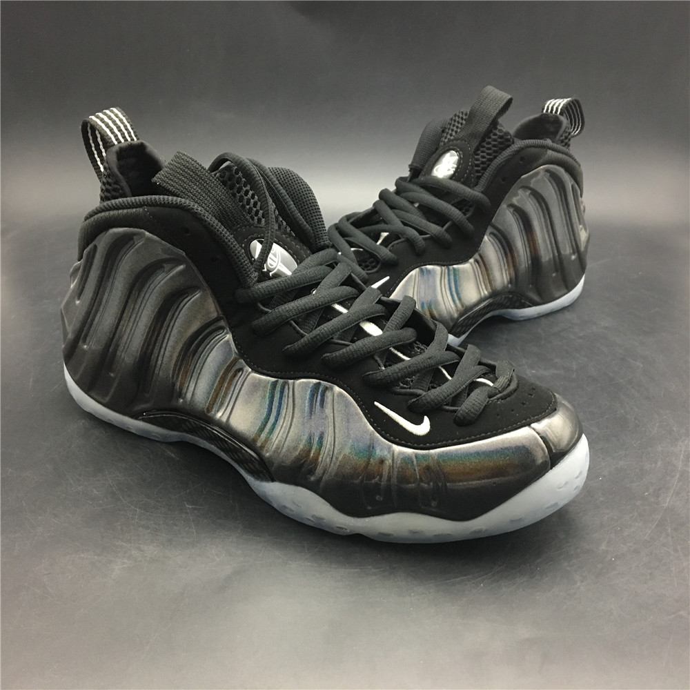Nike Air Foamposite One “Hologram”314996-901