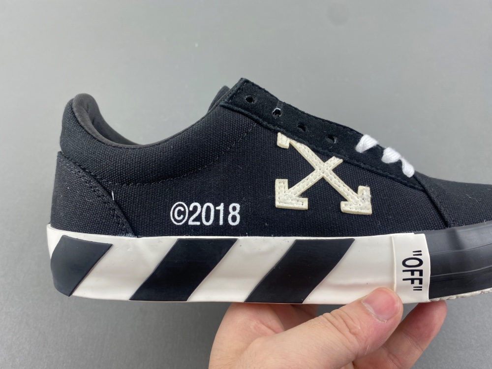 OFF-WHITE Vulc Low Updated Stripes Black