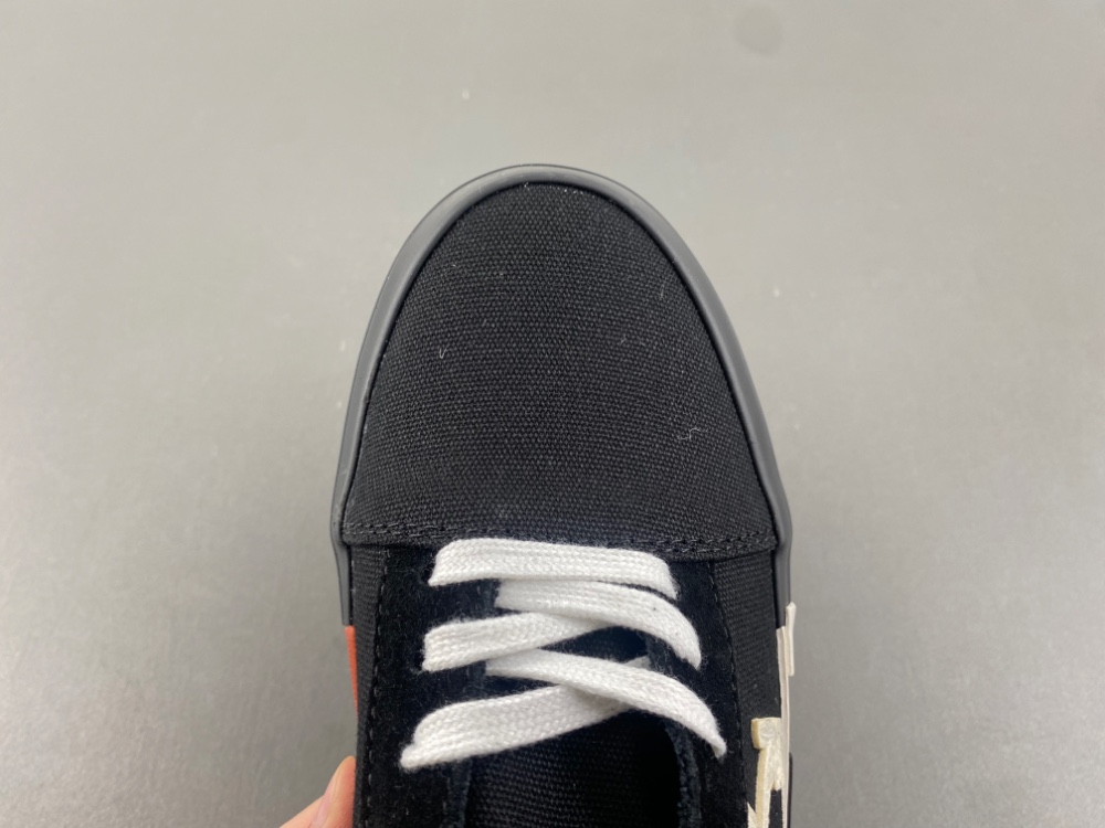 OFF-WHITE Vulc Low Updated Stripes Black