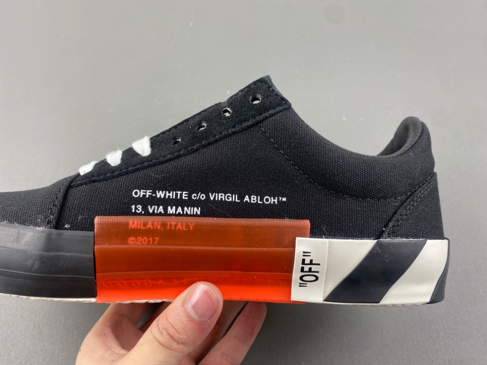OFF-WHITE Vulc Low Updated Stripes Black