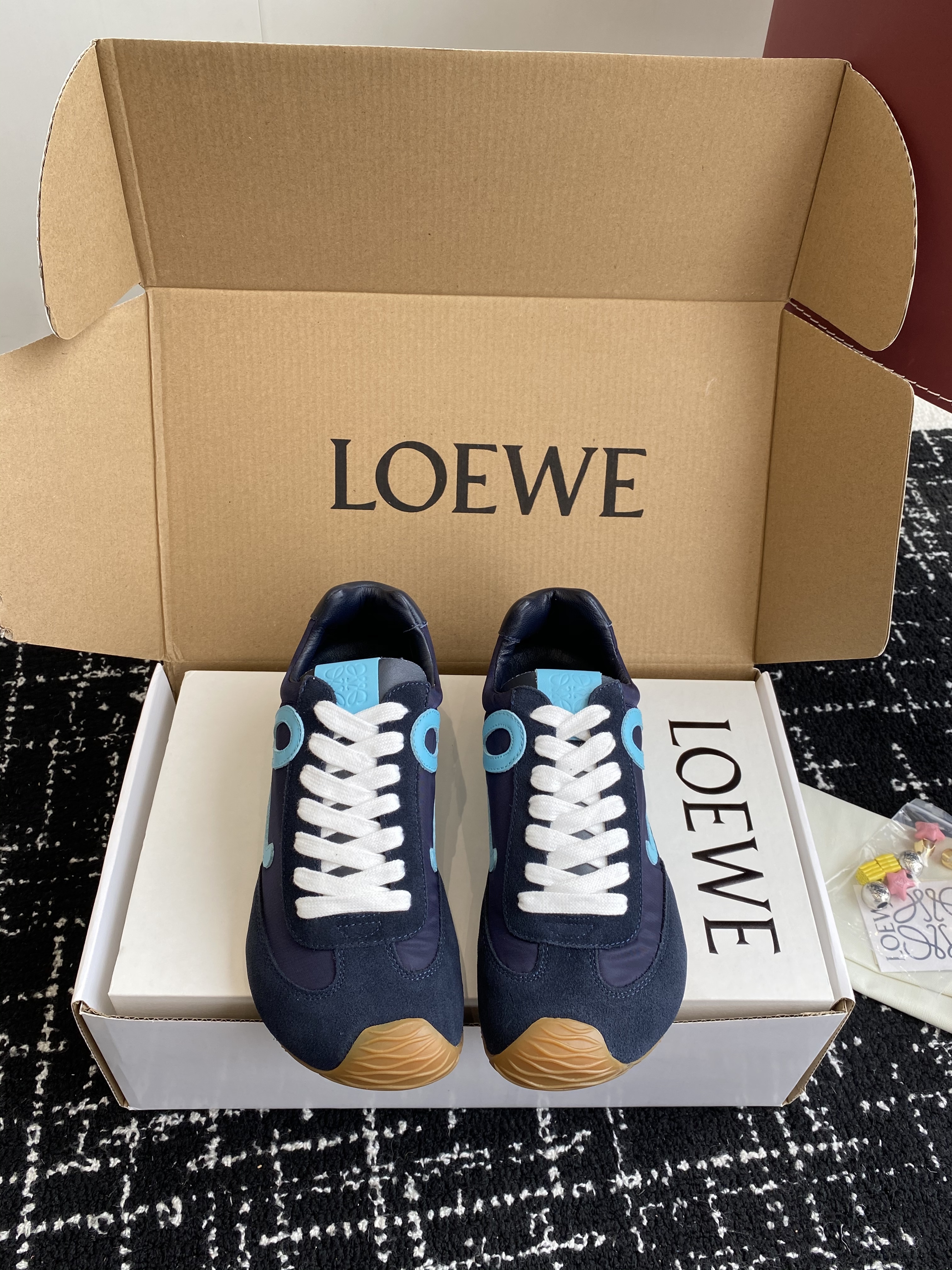 Loewe Sneakers