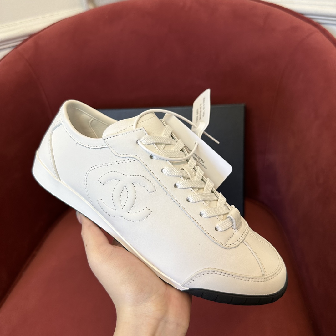 Chanel Trainer