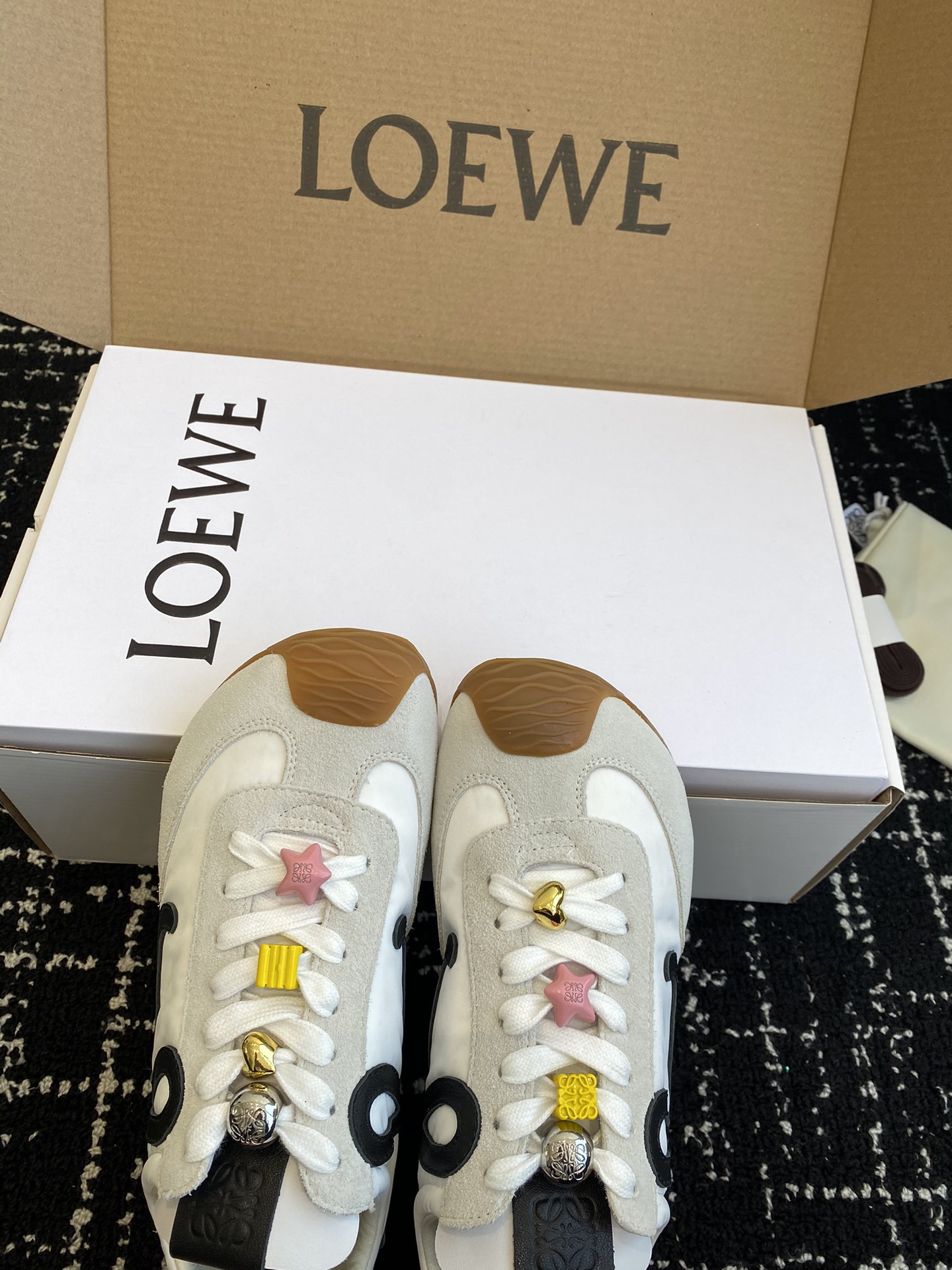 Loewe Sneakers