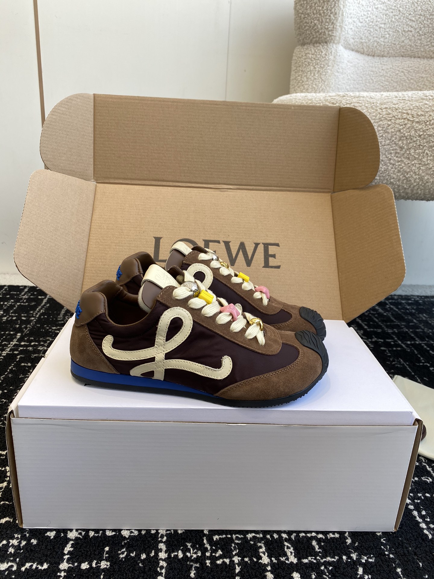 Loewe Sneakers