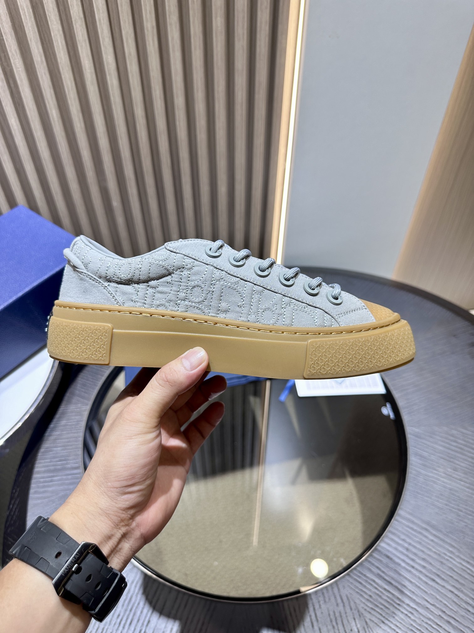 DIOR B33 SNEAKER