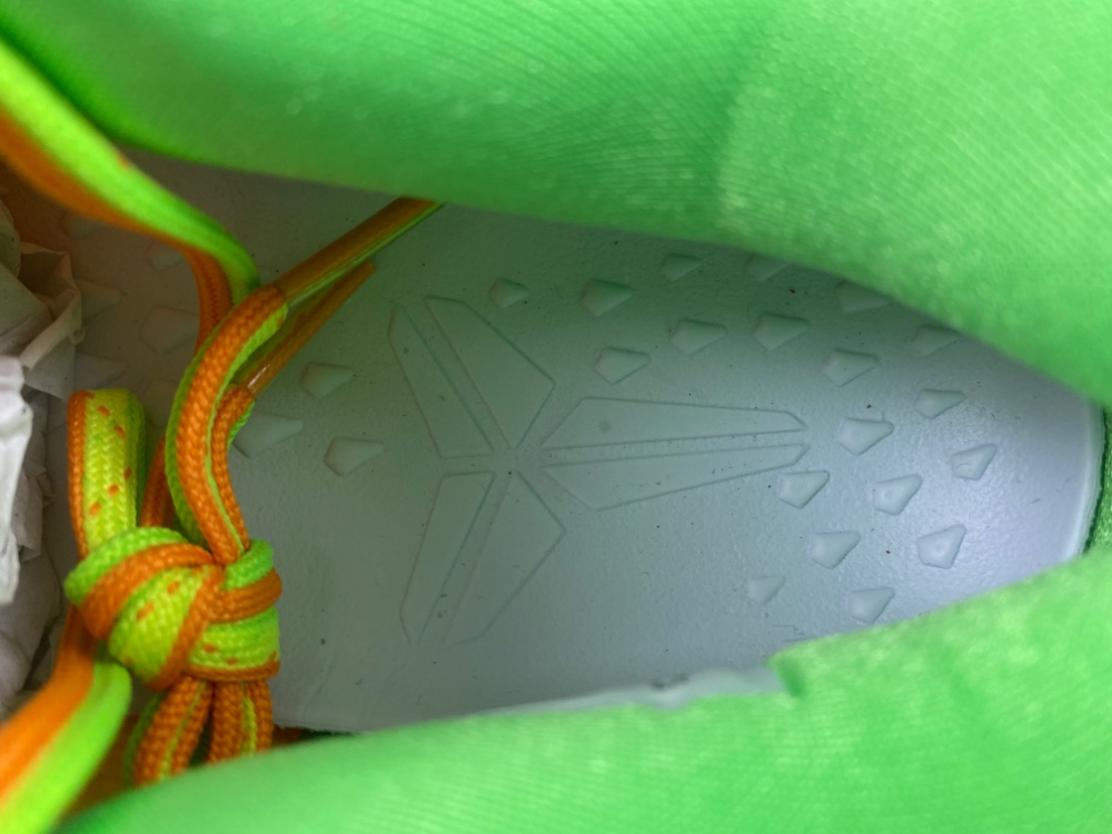 Nike Kobe 8 Protro “What The Kobe”HM9621-900