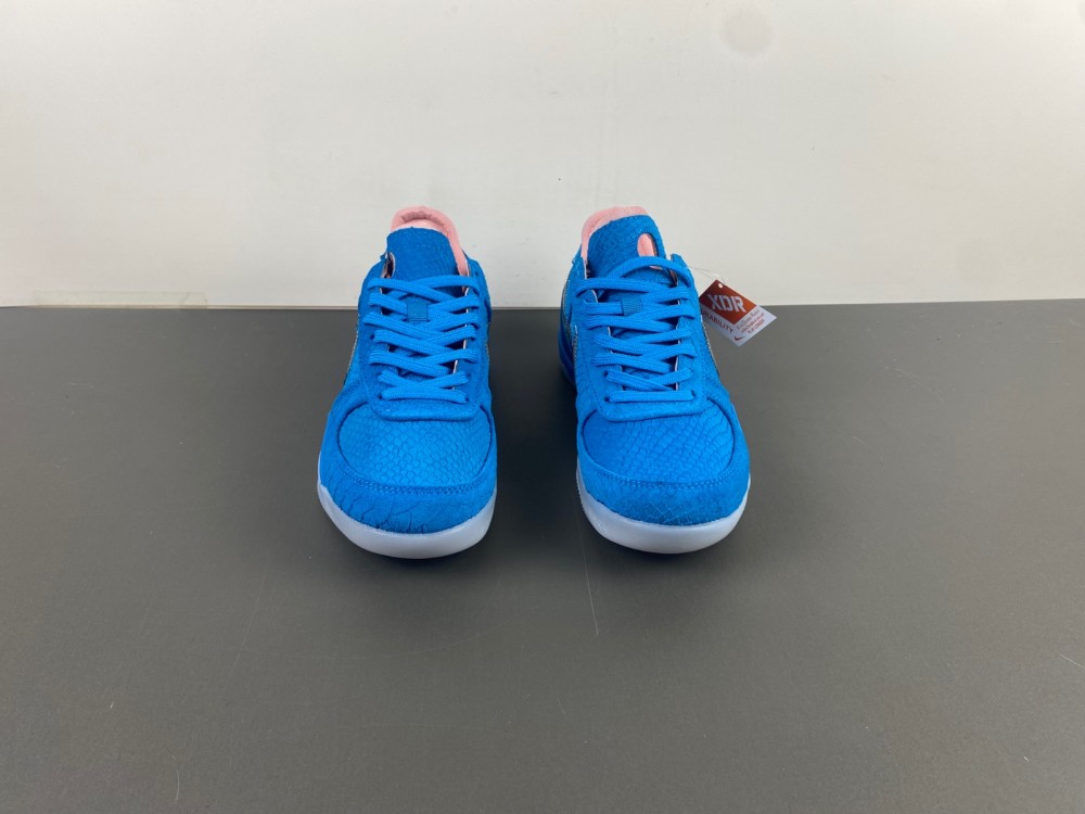 Nike Kobe 8 ZK 8  555035-305