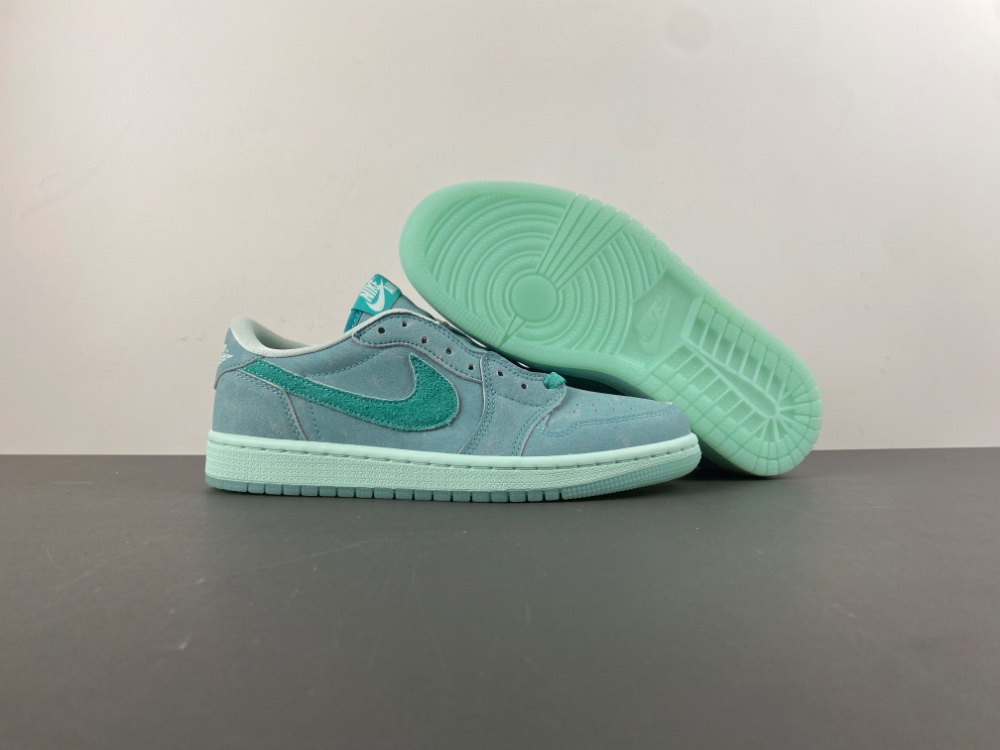 Air Jordan 1 Low OG “Washed Teal" WMNS HQ8111-300