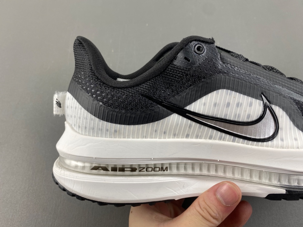 Nike Pegasus Premium