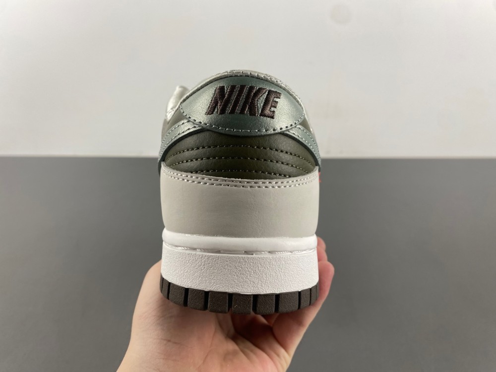 Nike Dunk Low “Year of the Snake”HV5980-231