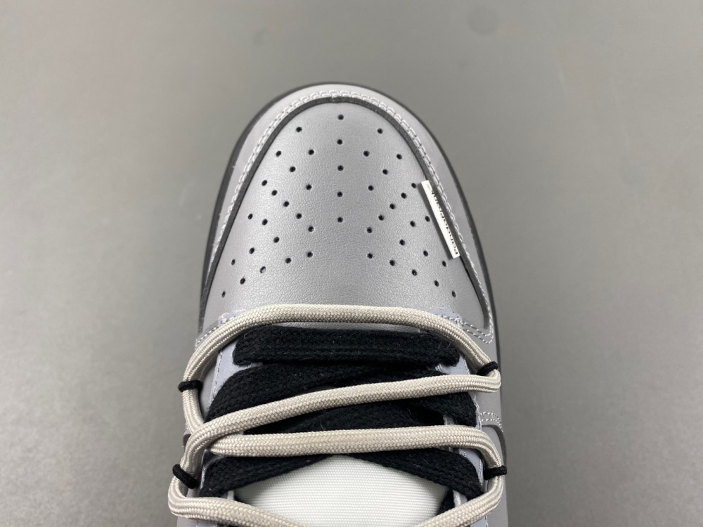 Nike Dunk LOW DV0831-101