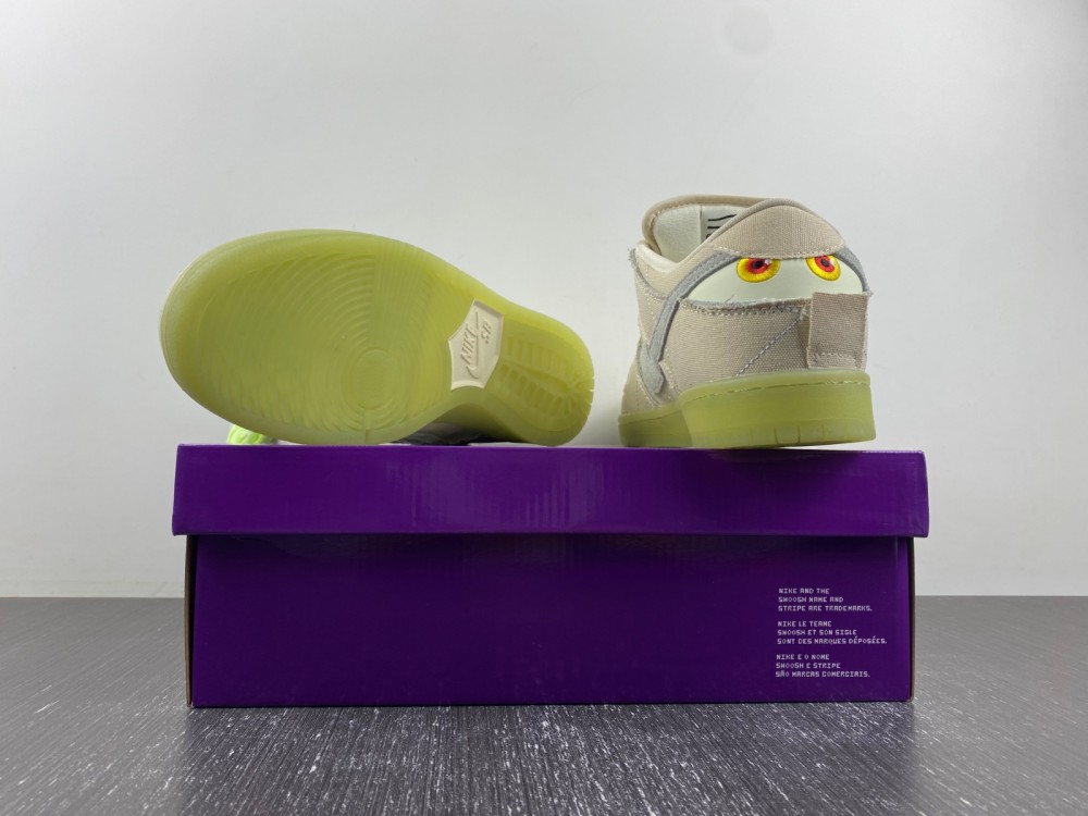 Nike SB Dunk Low “Mummy”DM0774-111