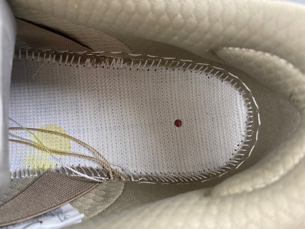 Nike SB Dunk Low “Big Money Savings FZ3129-200