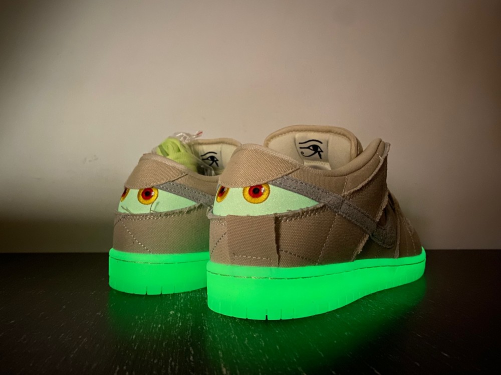 Nike SB Dunk Low “Mummy”DM0774-111