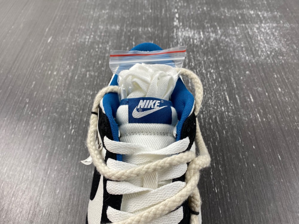 Nike Dunk Low DV0834-101